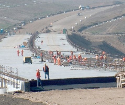 Bulgarii termină autostrada de 360 km care leagă Sofia de Marea Neagră la 1 iulie